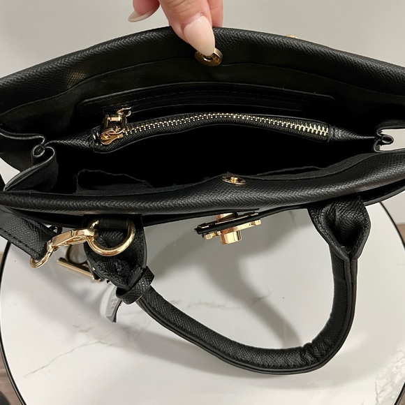 Bebe Evie Small Black Satchel Bag Crossbody Bag - Picture 8 of 8